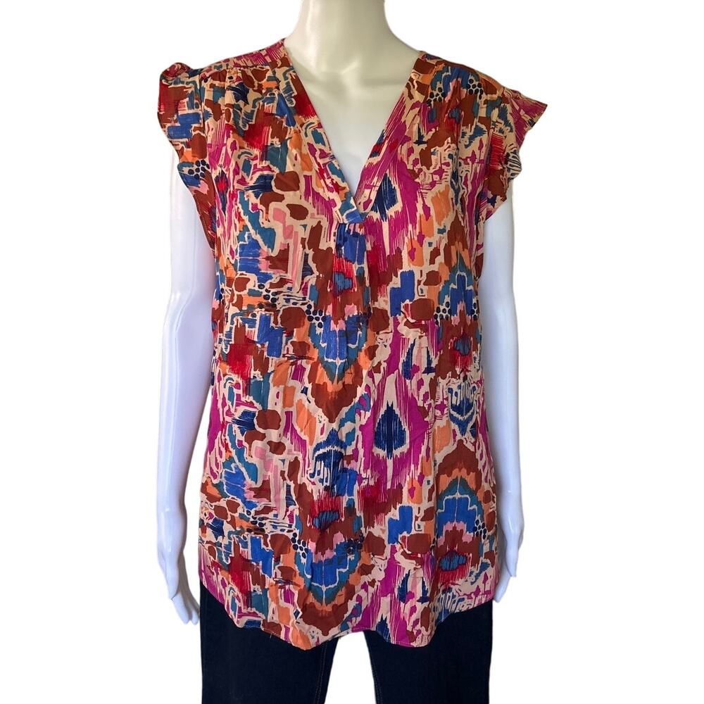 Vince Camuto Women's Top Flutter Sleeve V-Neck Art Print Color Chili Oil Medium